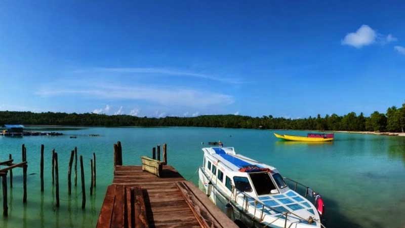 Teluk Dorehkar Raja Ampat